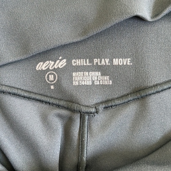 Aerie Woman’s Medium Leggings - Picture 2 of 4